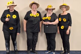 Team 05 - Calendar Girls