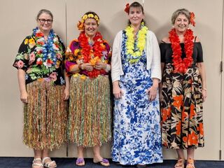 Team 12 - Lei Ladies